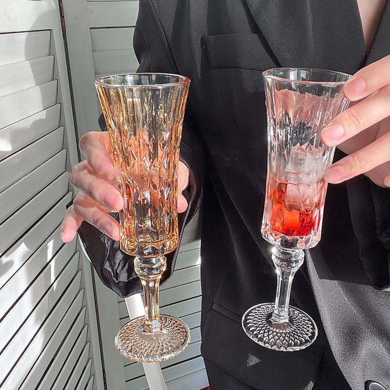 Wine Beer Glass Set - แก้วแชมเปญสไตล์ฝรั่งเศสย้อนยุค แก้วคริสตัลทรงโกเบลต์ ชุดแก้วไวน์ค็อกเทล สำหรับงานปาร์ตี้ งานแต่งงาน ของตกแต่งบ้าน